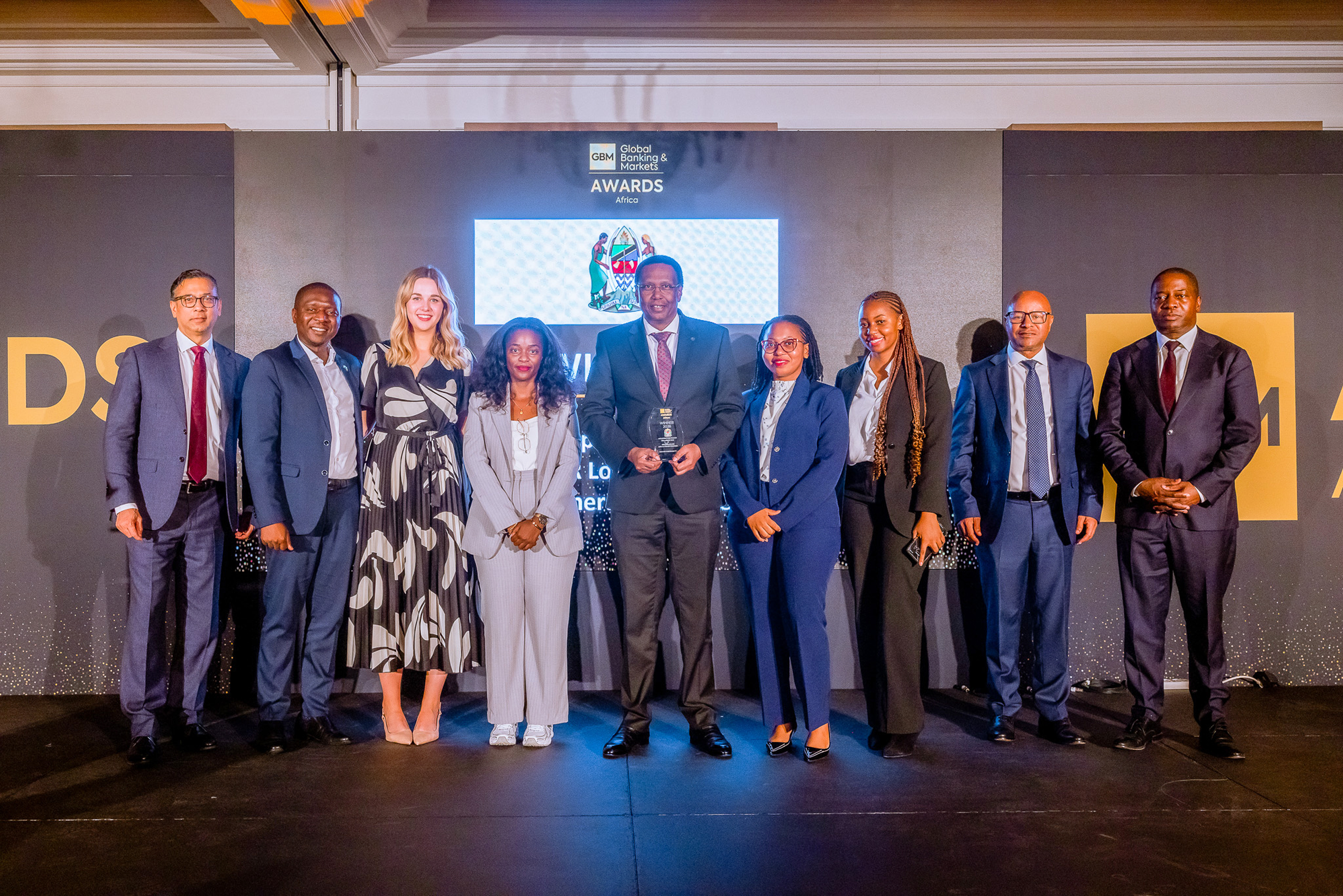 Serikali kupitia Wizara ya Fedha imeendelea kung’ara kimataifa baada ya kushinda tuzo ya “Infrastructure Finance Deal of the Year 2026” zinazotolewa na Global Banking & Markets, kufuatia mafanikio ya upatikanaji wa mkopo wenye masharti nafuu wa dola za Marekani bilioni 1.78 kwa ajili kugharamia ujenzi wa reli ya kisasa ya umeme (SGR) kwa kipande cha tatu na cha nne.